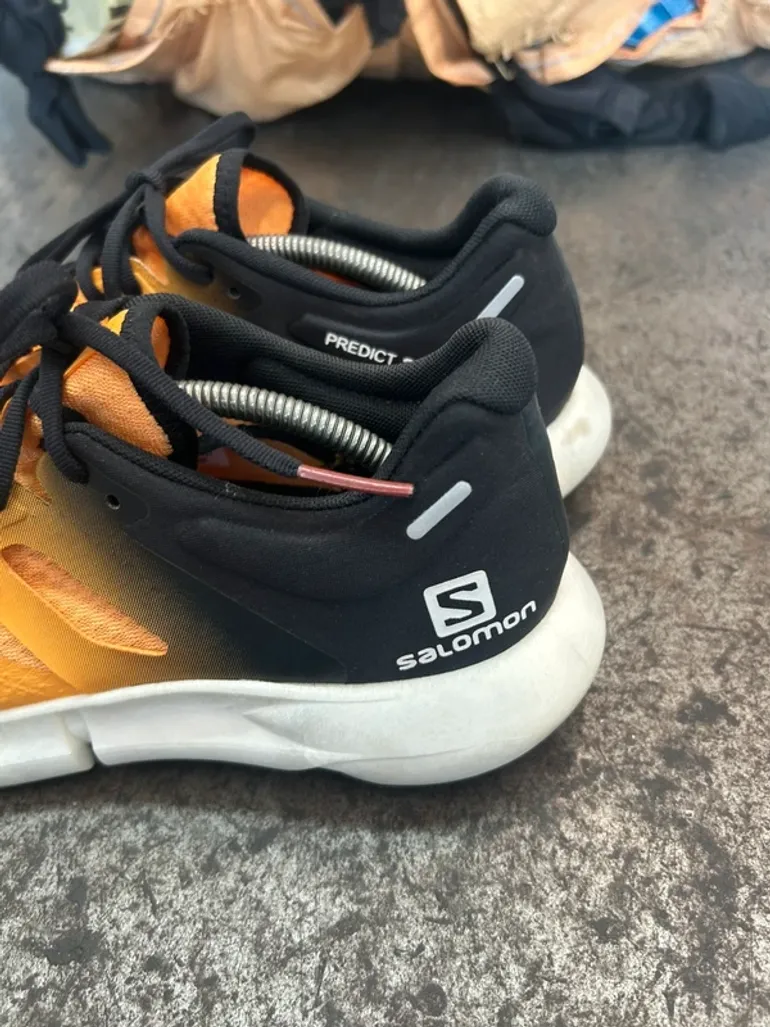 Used Salomon Trailrunning Shoes bike — image 5 of 10