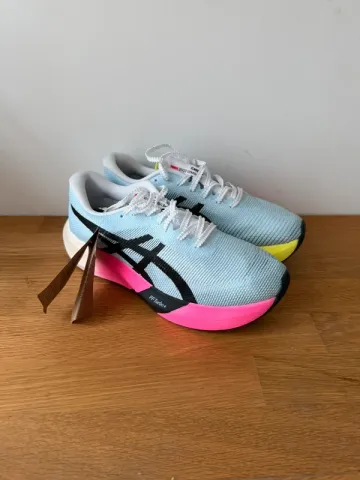 Gebrauchtes Asics Metaspeed Edge Running Shoes
