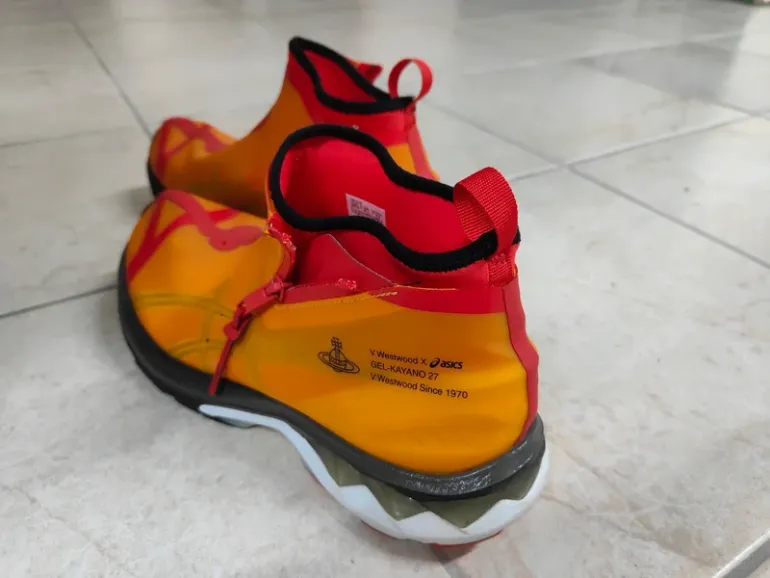Used Orange Gel Kayano 27 bike — image 8 of 9