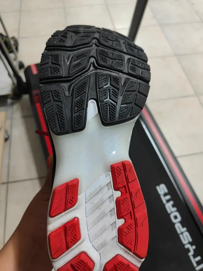 Used Orange Gel Kayano 27 bike — image 7 of 9