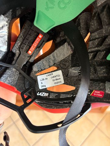 Käytetty Lazer FDJ SUEZ Helmet 2023 bike — kuva 7 / 8