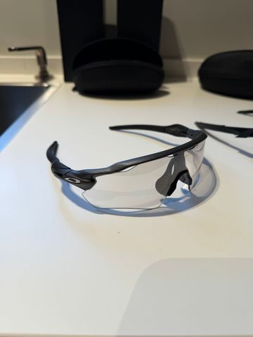 Tweedehands Oakley Radar EV Path 2025 bike — afbeelding 1 van 3