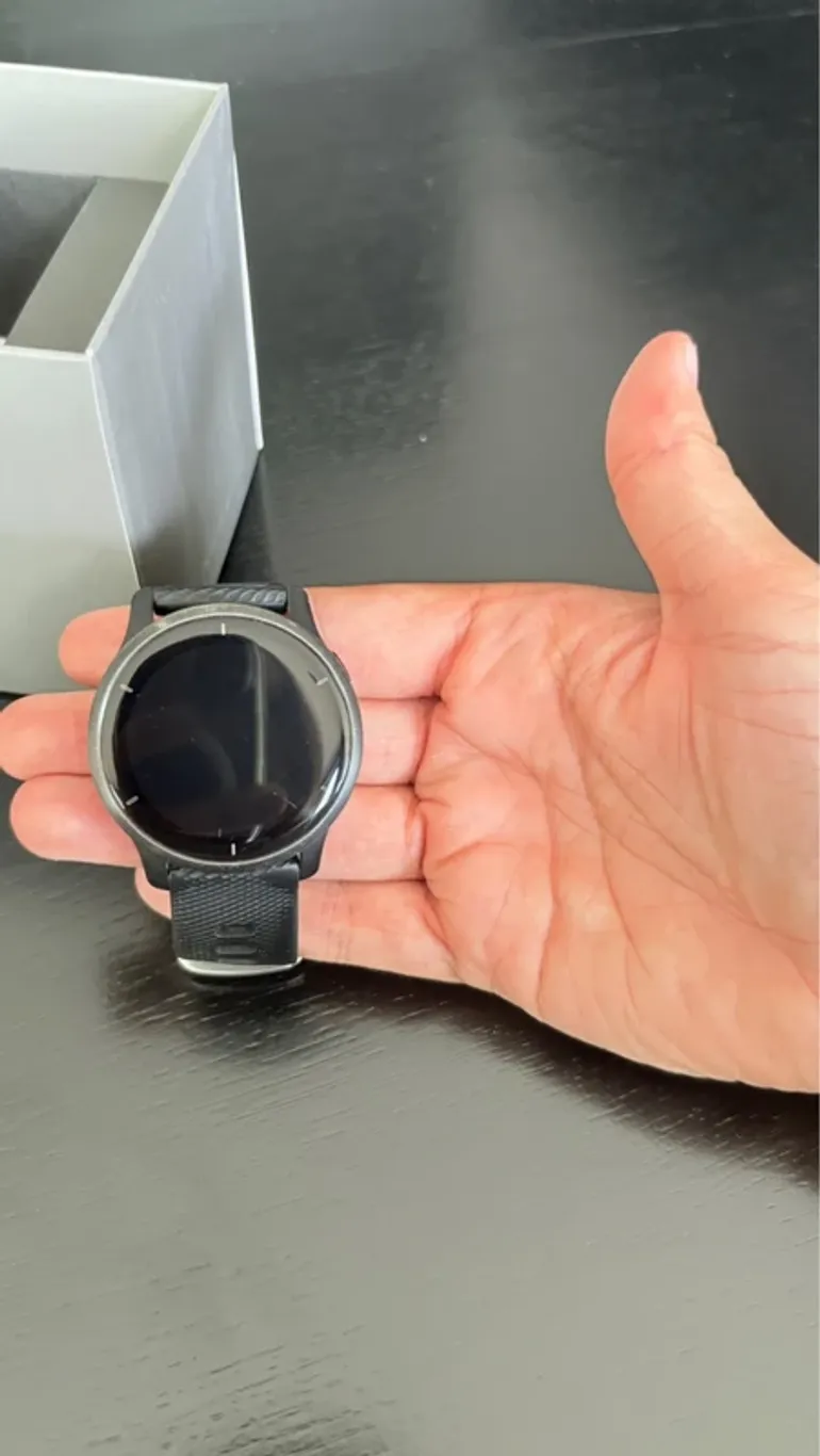 Used Garmin Venu 2 bike — image 3 of 5