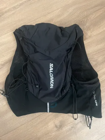 Used Salomon ADV SKIN 12W bike — image 2 of 4