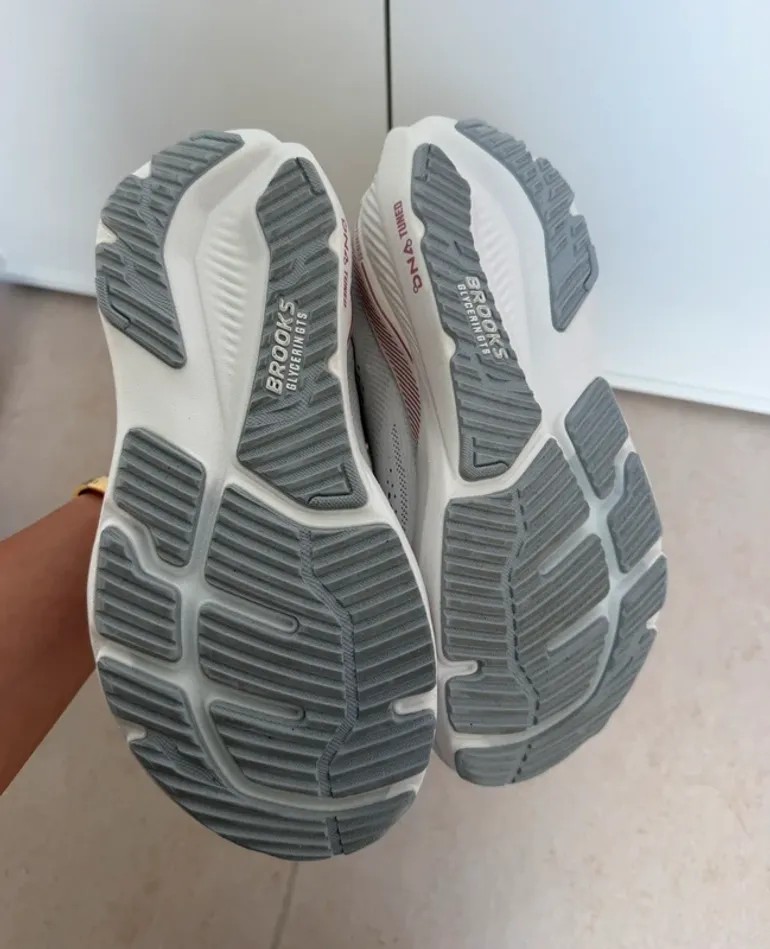 Used Brooks Glycerin 23 GTS bike — image 7 of 8