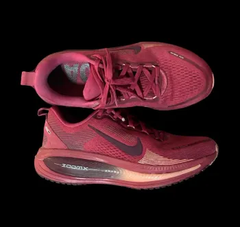 Gebrauchtes Nike Vomero 18 ZoomX Running Shoes