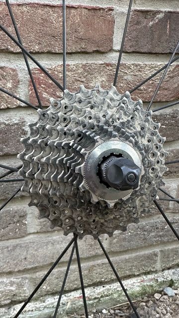 Shimano RS10 Wheelset 2016 bike usato — immagine 7 di 7