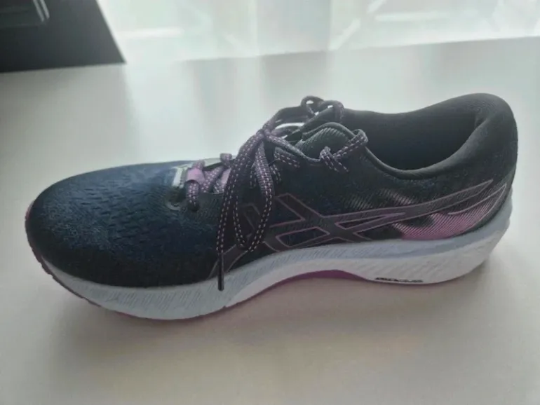 Used Asics GT 2000 10 bike — image 3 of 6