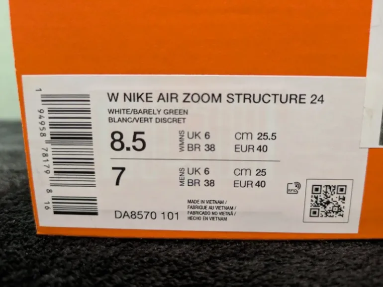 Used White Air Zoom Structure 24 bike — image 7 of 8