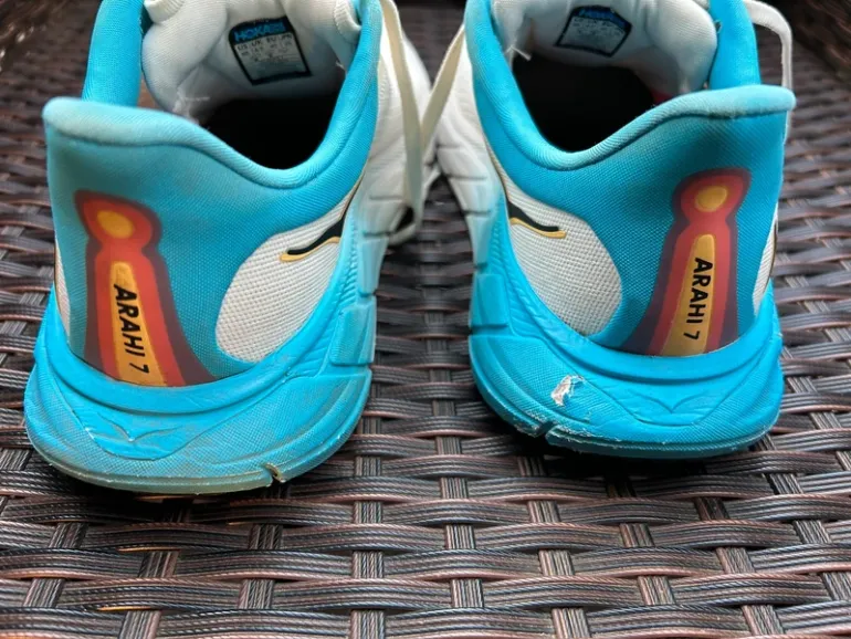 Used Hoka Arahi 7 bike — image 4 of 6