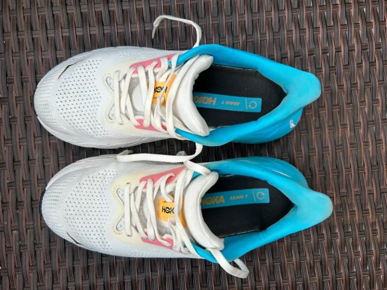 Used Hoka Arahi 7 bike — image 3 of 6