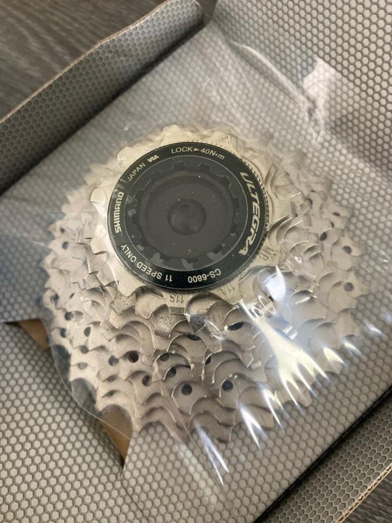 Used Shimano Cassette  Ultegra 11V 11-25 bike — image 2 of 2