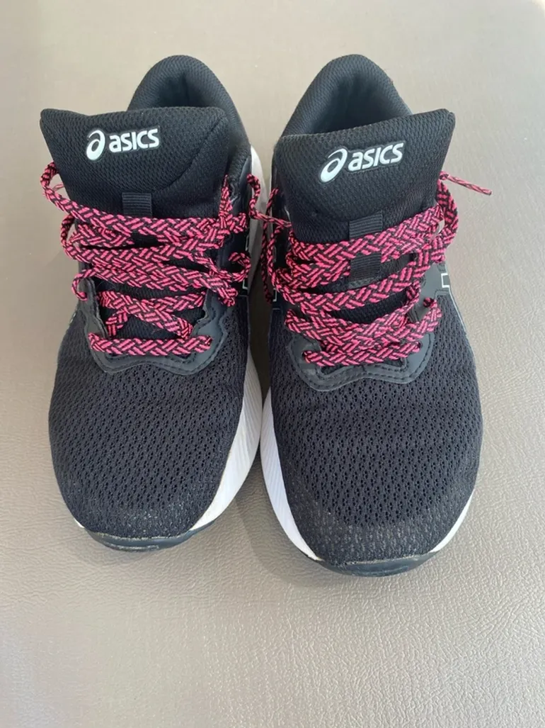 Used Asics Running Shoes bike — image 6 of 6
