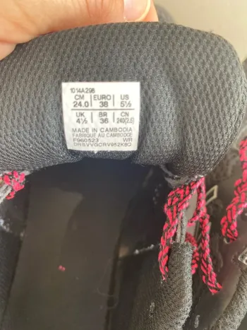 Used Asics Running Shoes bike — image 4 of 6