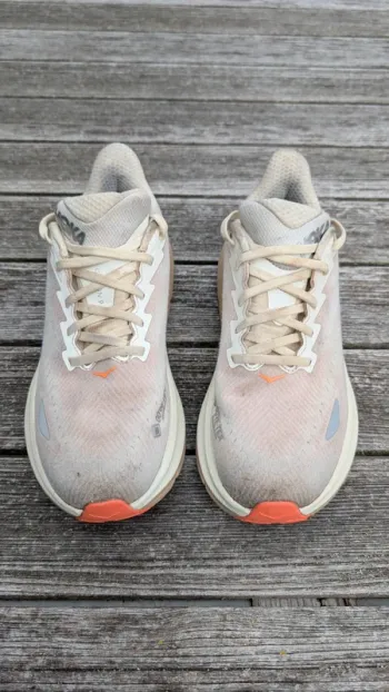 Used Clifton 9 Gore-Tex Running Shoes