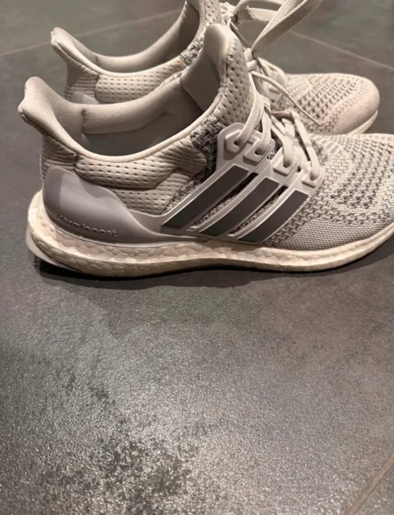 Used Adidas Ultraboost 1.0 bike — image 2 of 4