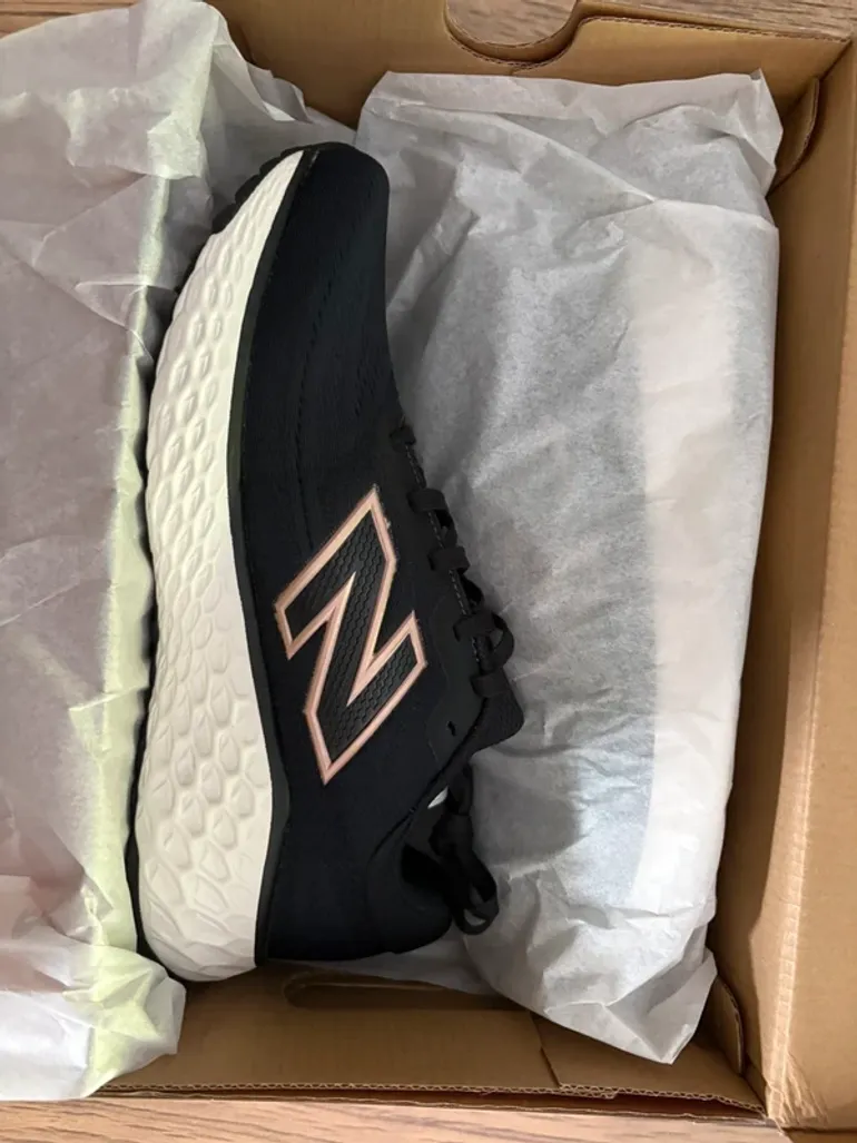 Used New Balance Dames Sportschoen bike — image 3 of 3