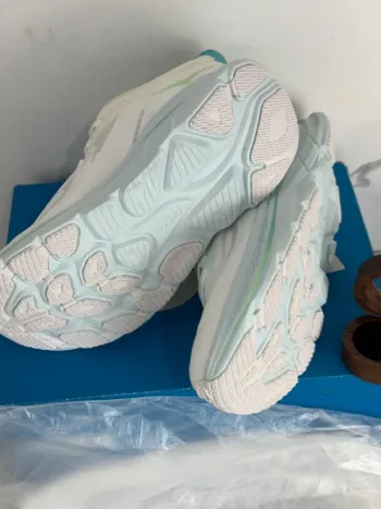 Použité Hoka Shoes bike — obrázek 10 z 15