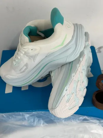 Použité Hoka Shoes bike — obrázek 11 z 15