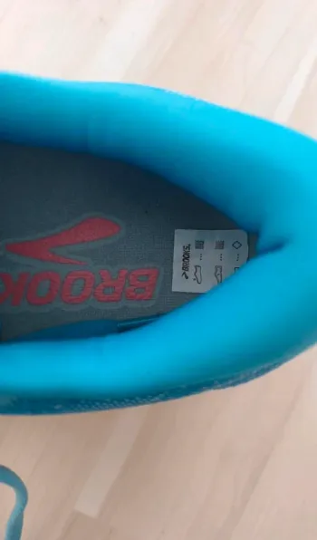 Used Brooks Adrenaline GTS 24 bike — image 4 of 7