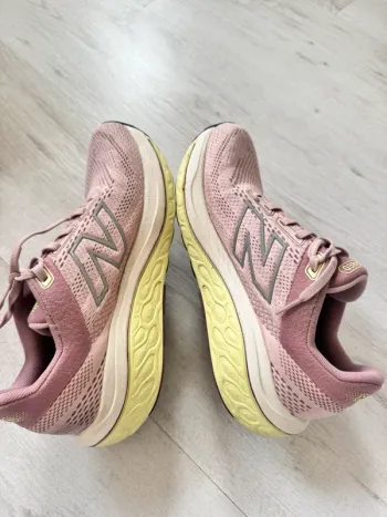 Used New Balance Hardloopschoenen bike — image 2 of 5