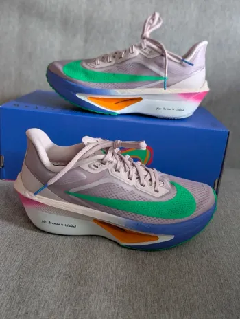 Used Premium Zoom Fly 6 bike — image 4 of 10