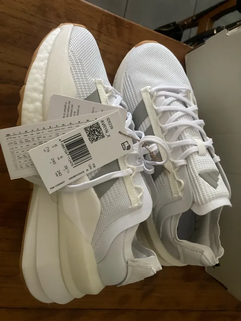 Used Adidas running shoes bike — image 3 of 7
