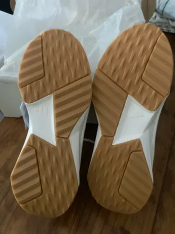 Used Adidas running shoes bike — image 4 of 7