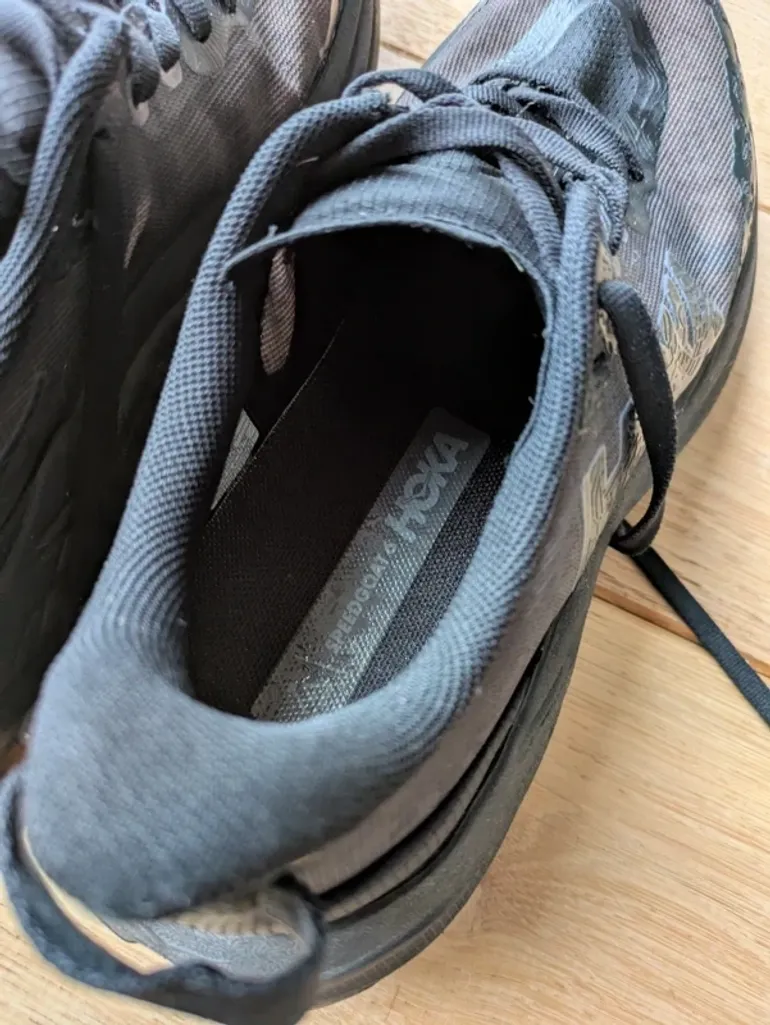 Used Hoka Speedgoat 6 bike — image 3 of 5