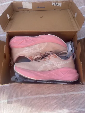 Used Asics Novablast Running Shoes