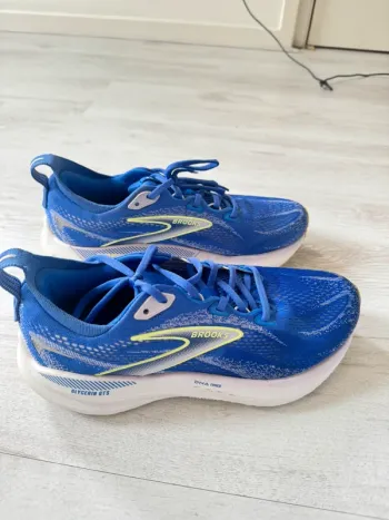 Used Brooks hardloopschoenen dames Running Shoes