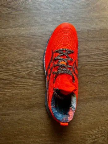 Used Saucony Running Shoes bike — image 3 of 4