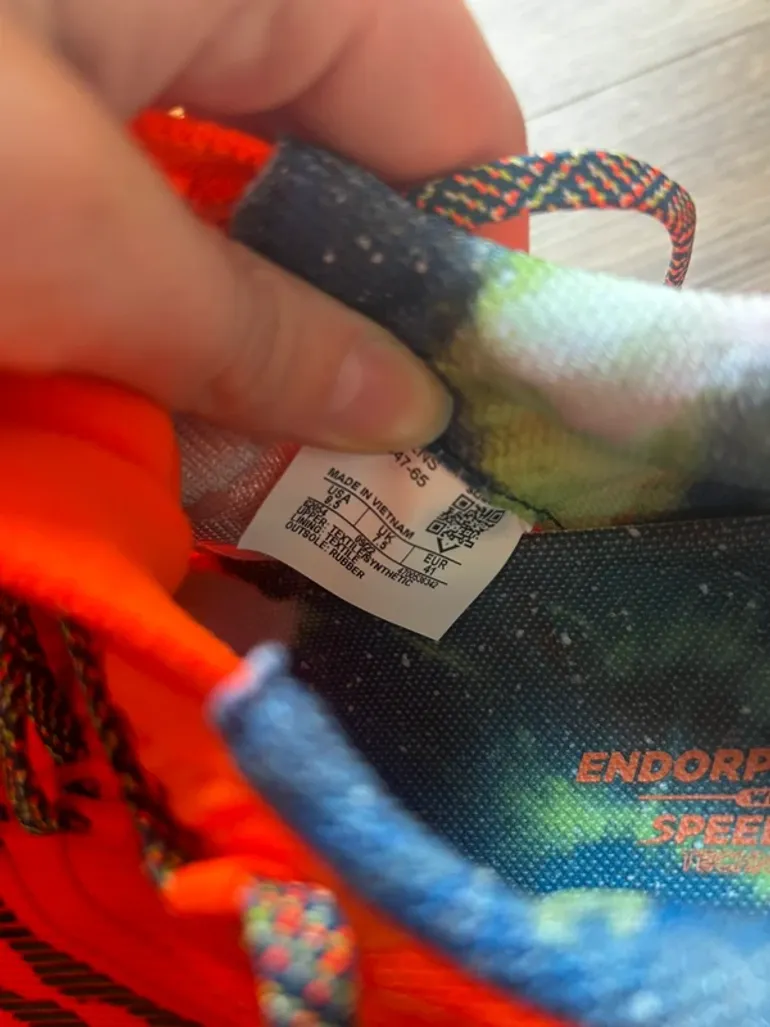 Used Saucony Running Shoes bike — image 4 of 4