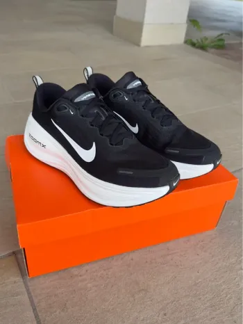 Used Nike Vomero Plus bike — image 2 of 5