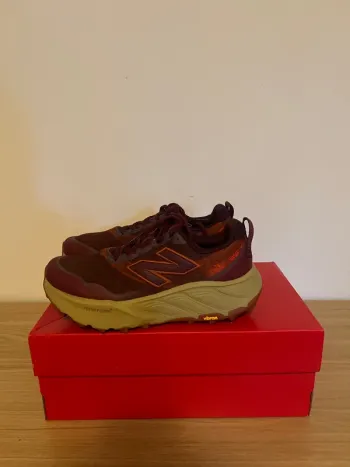 Used New Balance Trail Running Shoes bike — image 3 of 5
