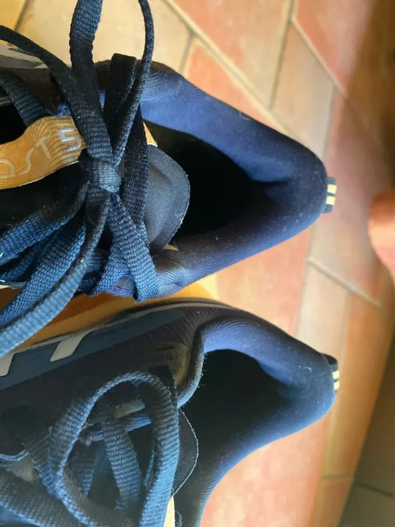 Used Asics Novablast 5 Lite-Show bike — image 3 of 8