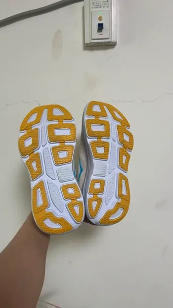 Hoka Shoes bike de segunda mano — imagen 5 de 6