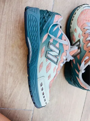 Used New Balance Running Shoes bike — image 2 of 5