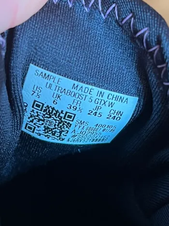 Used Adidas Ultraboost 5 GTX bike — image 7 of 8