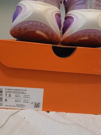 Used Nike Voomero Plus bike — image 6 of 7