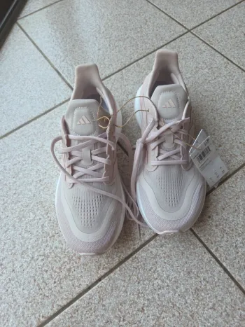 Used Adidas Pureboost 5 bike — image 2 of 15