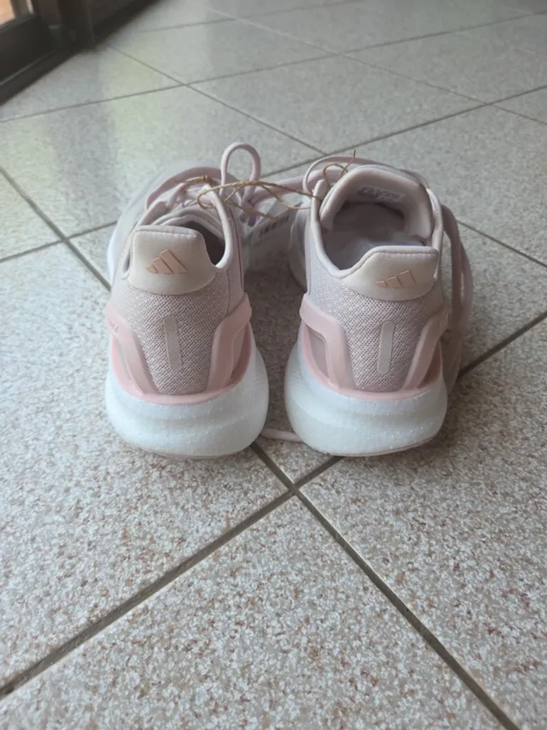 Used Adidas Pureboost 5 bike — image 5 of 15