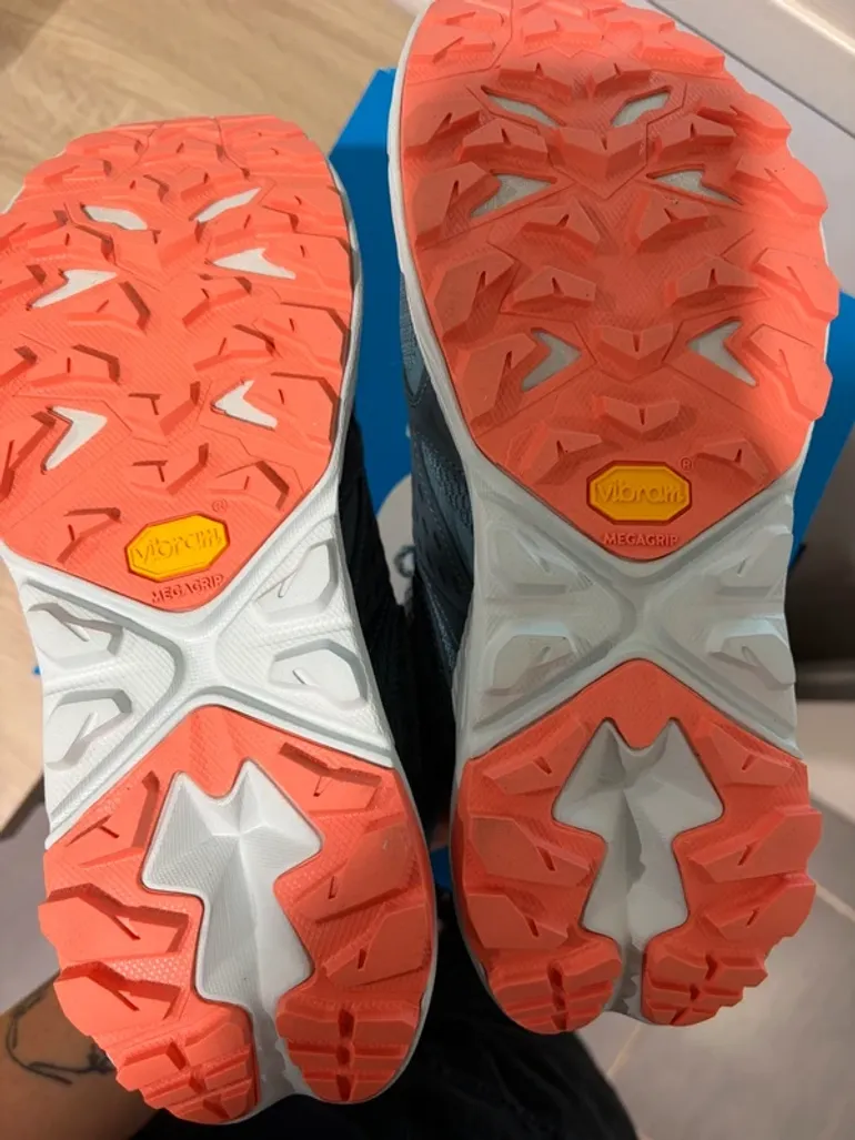 Hoka Anacapa 2 GTX bike usato — immagine 3 di 4