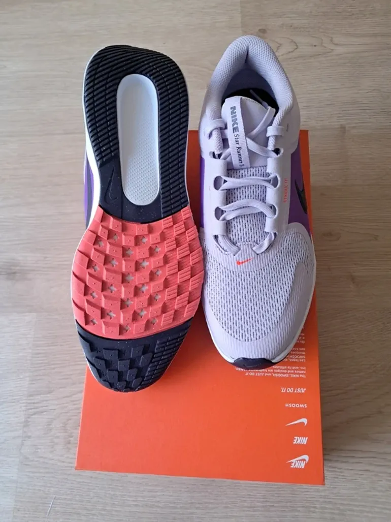 Used Nike Star Runner 5 bike — image 5 of 6