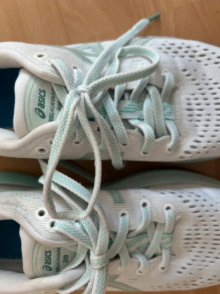 Used Asics Gel-Kayano 28 bike — image 4 of 7