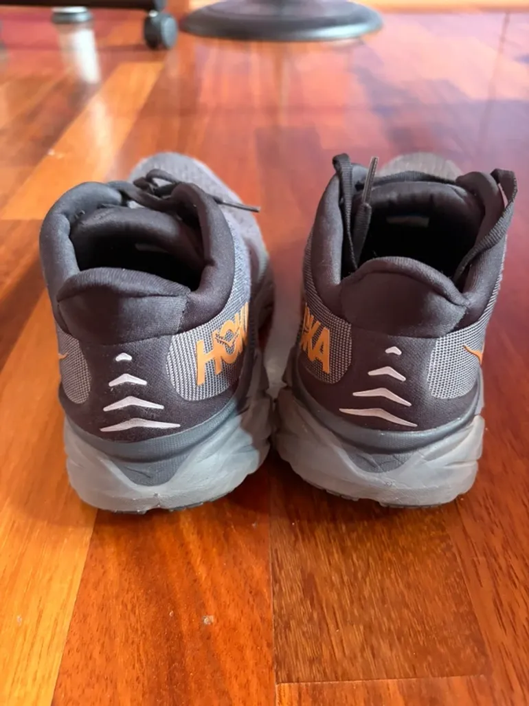 Used Scarpa Hoka Soft and Light bike — image 3 of 5
