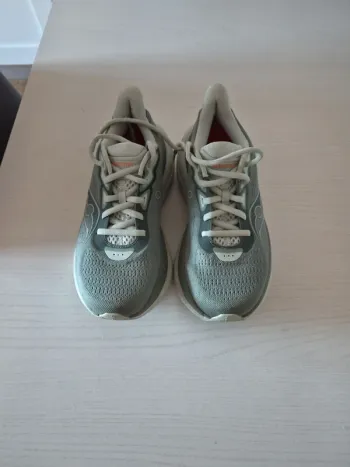Saucony Triumph 23 bike de segunda mano — imagen 2 de 4