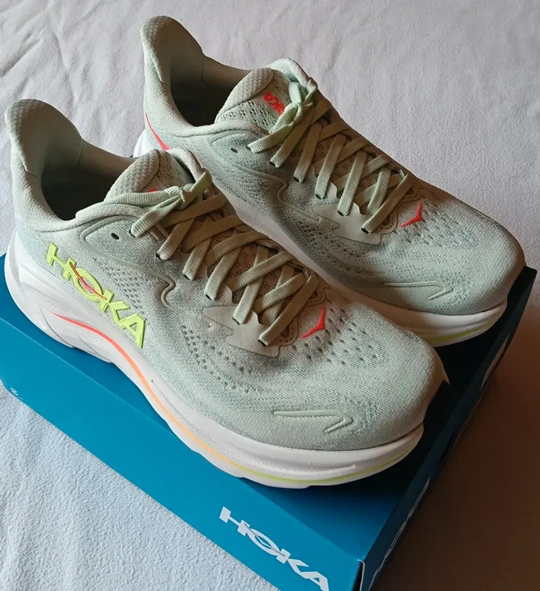 Gebrauchtes Hoka Laufschuhe bike — Bild 2 von 9