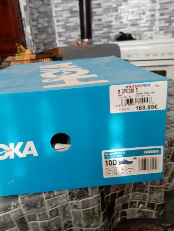 Hoka Running Shoes bike d'occasion — image 2 sur 9