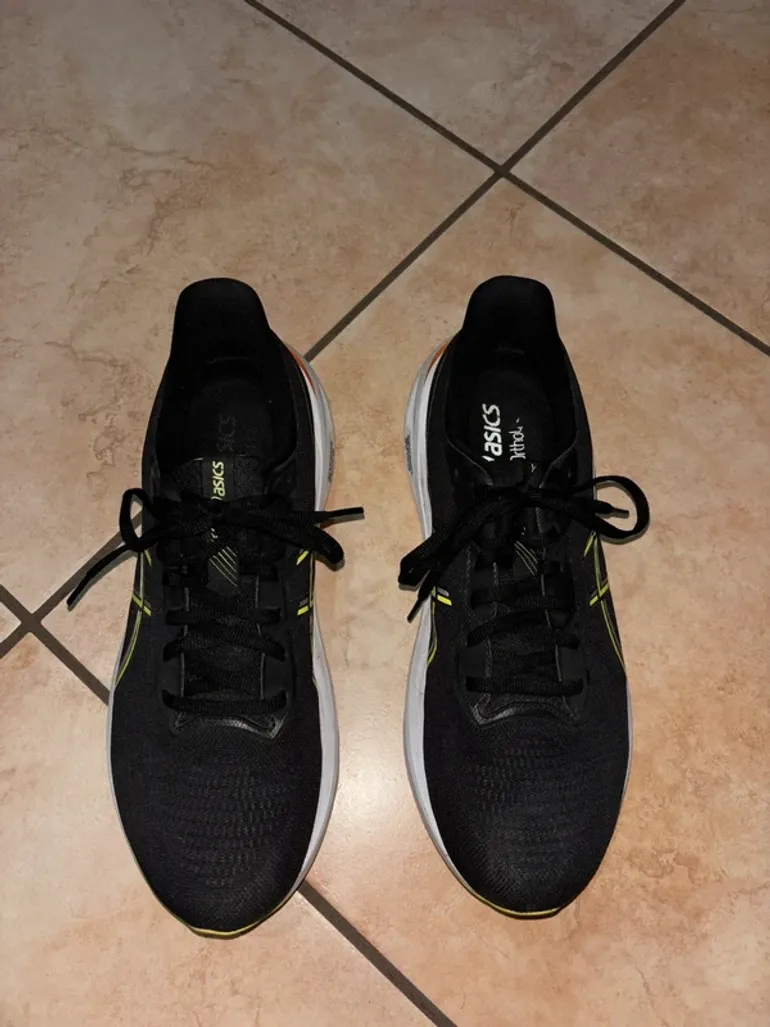 Used Asics Gel Roadmiles 3 bike — image 2 of 7